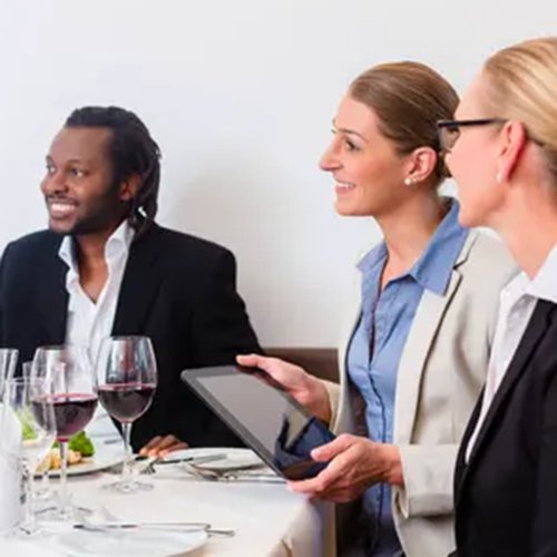 2022年8月，青島庫曼電器有限公司榮獲“青島市制冷電器精控節(jié)能技術(shù)創(chuàng)新中心”。